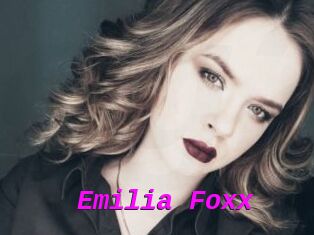 Emilia_Foxx