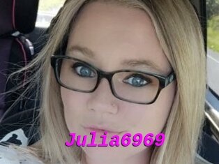 Julia6969