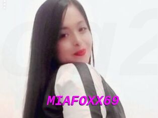 MIAFOXX69