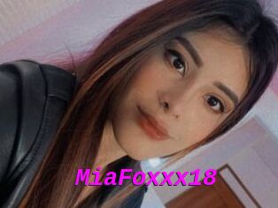 MiaFoxxx18