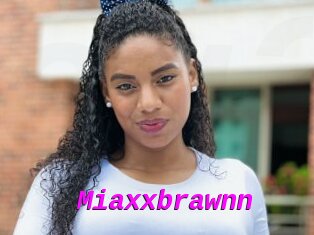 Miaxxbrawnn