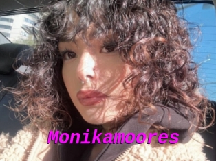 Monikamoores