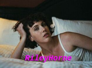 Riley_Horne