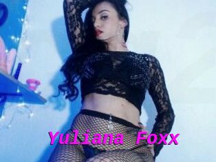 Yuliana_Foxx